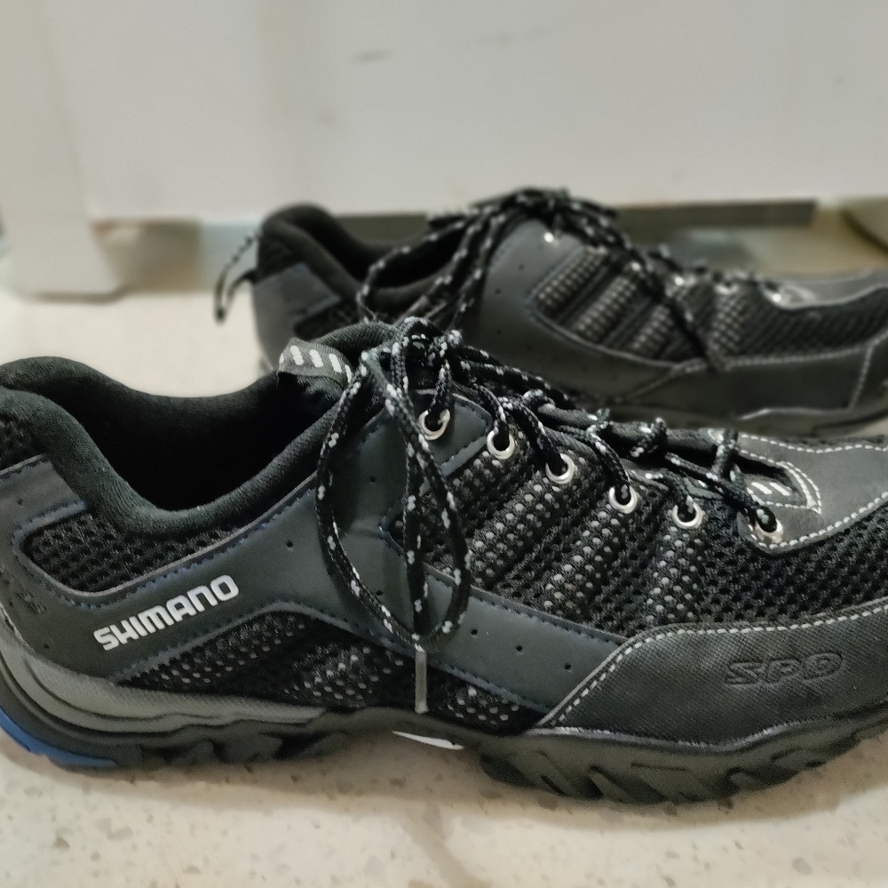 Shimano Mens Black/gray SH-MT33L  Mountain Cycling Shoe Size 46 EU 11.2 US
